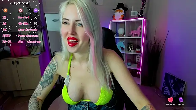 Snapshot of Mermaid_N chatting on 04-22-26, 01:30 Mermaid N online show from 04-22-26, 01:30