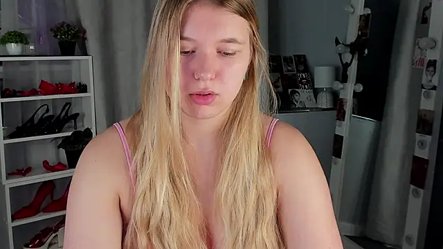 Rebecca Kelly online show from 10-14-25, 02:12