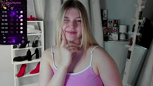 Rebecca Kelly online show from 03-18-26, 01:53