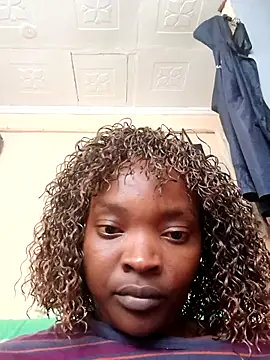  fiffii online show from 04-09-26, 02:00