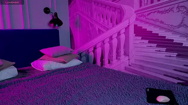 Snapshot of Liv_Fay chatting on 12-10-24, 01:55 Liv Fay online show from 12-10-24, 01:55