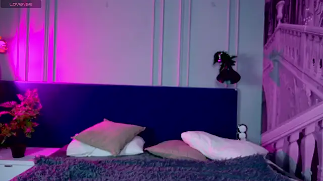 Snapshot of Liv_Fay chatting on 01-11-25, 12:50 Liv Fay online show from 01-11-25, 12:50