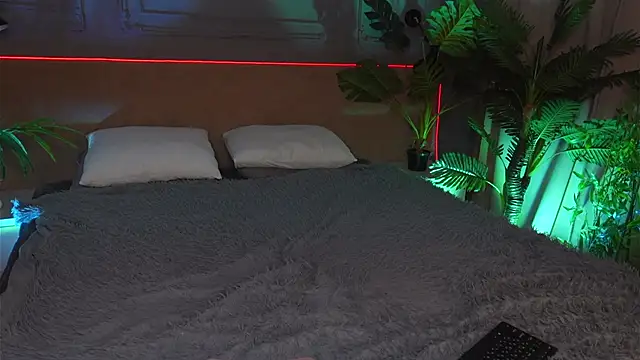 Snapshot of Liv_Fay chatting on 03-13-25, 09:16 Liv Fay online show from 03-13-25, 09:16