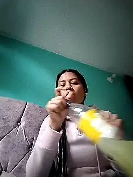 Tiphanydirty3 online show from 02-17-25, 08:58