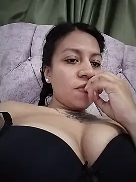 Tiphanydirty3 online show from 05-28-26, 03:15