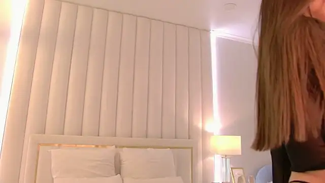 Snapshot of LexiMouss chatting on 01-31-25, 05:32 LexiMouss online show from 01-31-25, 05:32