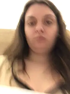 Snapshot of Sxybitch2024 chatting on 02-05-26, 09:52 Sxybitch2024 online show from 02-05-26, 09:52