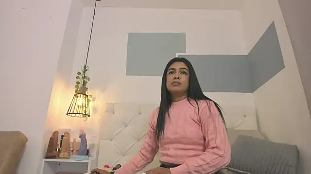 Snapshot of hannah_gray chatting on 01-26-25, 11:39 hannah gray online show from 01-26-25, 11:39