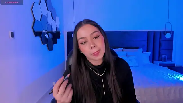 CelestePalmer  online show from 01-10-25, 07:32
