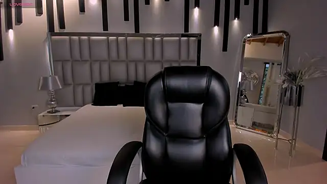 Snapshot of CelestePalmer_ chatting on 03-15-26, 11:27 CelestePalmer online show from 03-15-26, 11:27