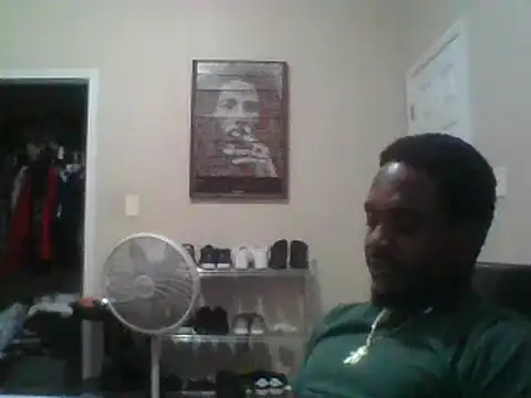 Hugedick0071 online show from 12-25-24, 08:29