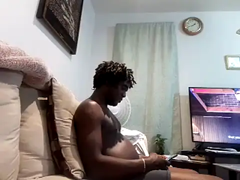 Hugedick0071 online show from 07-01-26, 05:42