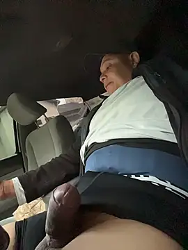 Snapshot of gorion1 chatting on 11-27-25, 01:24 gorion1 online show from 11-27-25, 01:24