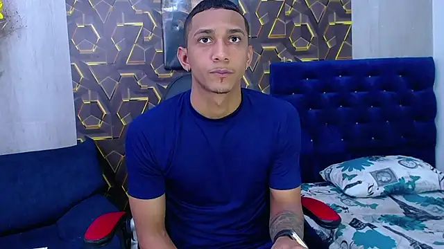 Snapshot of dominic_smith_ chatting on 03-25-26, 08:59 dominic smith online show from 03-25-26, 08:59