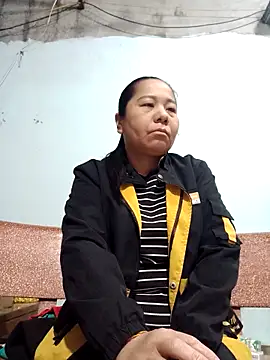 Queen 18200 online show from 11-28-25, 10:12