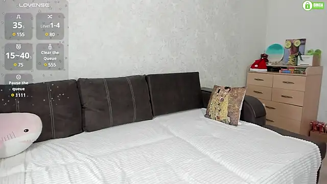 pretty yong cat online show from 01-21-25, 12:50