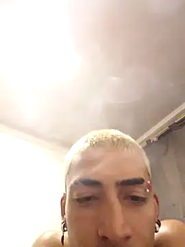 DrakeNeumann online show from 12-28-24, 03:37