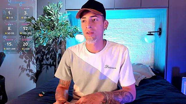 DrakeNeumann online show from 10-20-25, 03:29