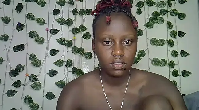 Snapshot of sexybree_ chatting on 01-08-25, 01:11 sexybree online show from 01-08-25, 01:11