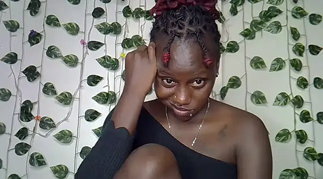 Snapshot of sexybree_ chatting on 01-11-25, 08:10 sexybree online show from 01-11-25, 08:10