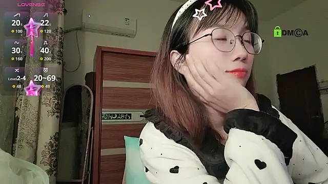 Lili 666 online show from 11-19-25, 05:13