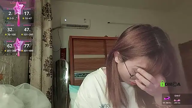 Snapshot of Lili_666 chatting on 03-26-26, 05:29 Lili 666 online show from 03-26-26, 05:29