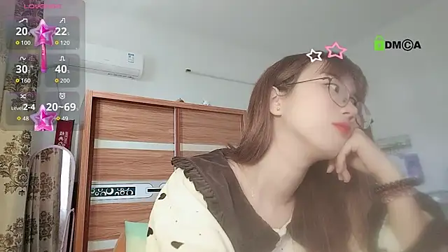 Snapshot of Lili_666 chatting on 03-30-26, 07:42 Lili 666 online show from 03-30-26, 07:42