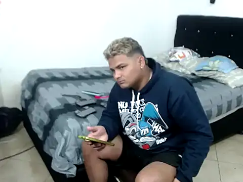 Boycuriousxxx online show from 10-24-25, 11:28