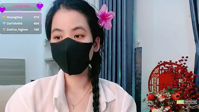 Snapshot of Na_baby chatting on 02-07-25, 03:41 Na baby online show from 02-07-25, 03:41