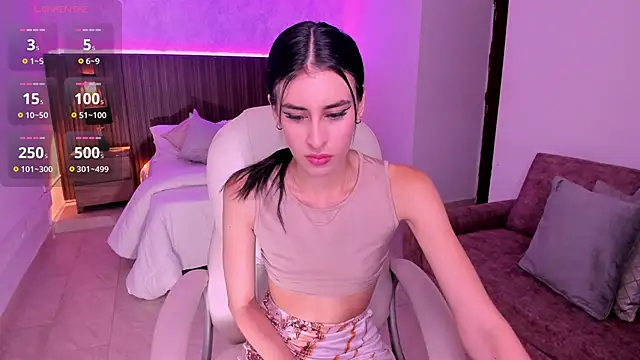 Snapshot of karlaa_james chatting on 09-20-25, 11:00 karlaa james online show from 09-20-25, 11:00