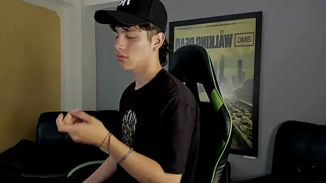 Snapshot of bravoboreal chatting on 12-04-24, 02:04 bravoboreal online show from 12-04-24, 02:04