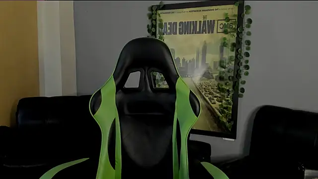 Snapshot of bravoboreal chatting on 12-05-24, 01:49 bravoboreal online show from 12-05-24, 01:49