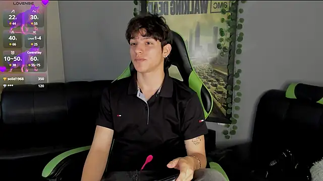 Snapshot of bravoboreal chatting on 12-23-24, 05:00 bravoboreal online show from 12-23-24, 05:00