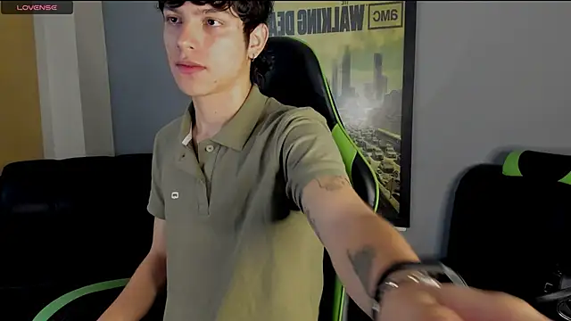 Snapshot of bravoboreal chatting on 01-03-25, 01:36 bravoboreal online show from 01-03-25, 01:36