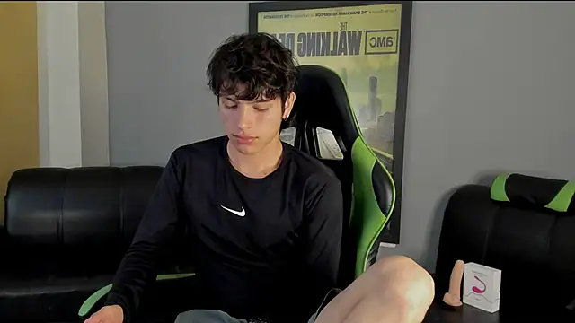 Snapshot of bravoboreal chatting on 01-10-25, 03:58 bravoboreal online show from 01-10-25, 03:58