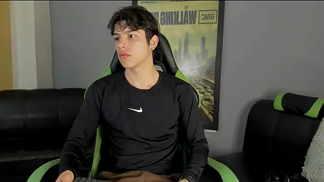 Snapshot of bravoboreal chatting on 01-14-25, 01:49 bravoboreal online show from 01-14-25, 01:49