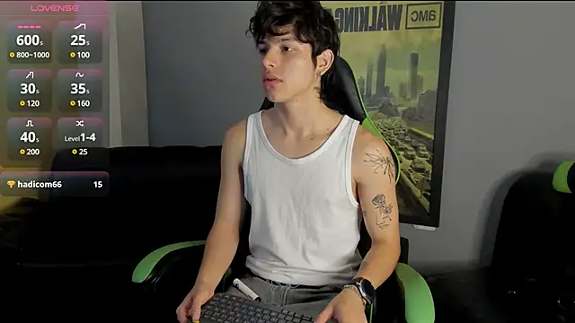 Snapshot of bravoboreal chatting on 01-17-25, 01:46 bravoboreal online show from 01-17-25, 01:46