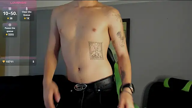 Snapshot of bravoboreal chatting on 01-18-25, 05:04 bravoboreal online show from 01-18-25, 05:04