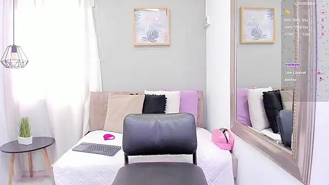 Miranda doll  online show from 05-20-26, 12:11