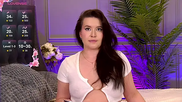 TrishaWinslet online show from 02-19-25, 08:01