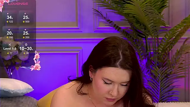 TrishaWinslet online show from 02-21-25, 10:28