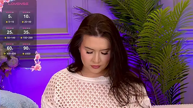 TrishaWinslet online show from 02-24-25, 03:23