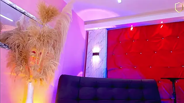 filletatouee online show from 09-23-25, 12:13