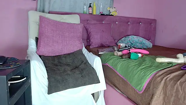 KeillyDiaz online show from 01-20-25, 12:49