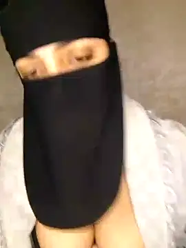 Narimane maroc online show from 01-15-25, 01:34