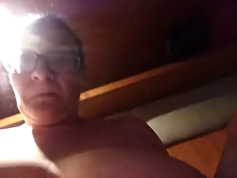 ILUV2TUCHMYKITTY online show from 09-30-25, 11:43