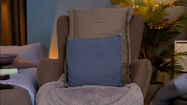 Snapshot of _keeti_ chatting on 03-22-25, 06:36 keeti online show from 03-22-25, 06:36