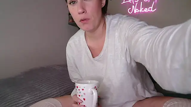 urdesire25 online show from 12-14-25, 05:35