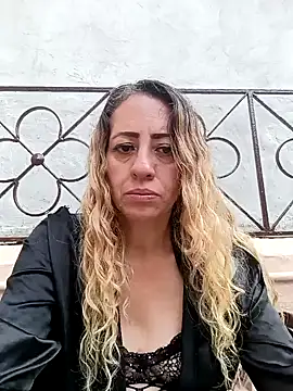 Snapshot of miss_hanna07 chatting on 01-09-25, 03:12 miss hanna07 online show from 01-09-25, 03:12