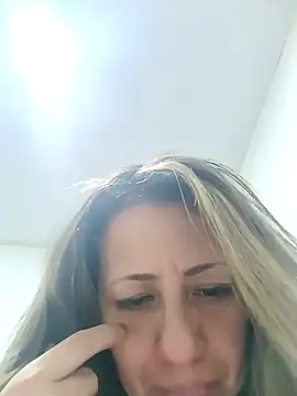 Snapshot of miss_hanna07 chatting on 01-23-25, 10:44 miss hanna07 online show from 01-23-25, 10:44